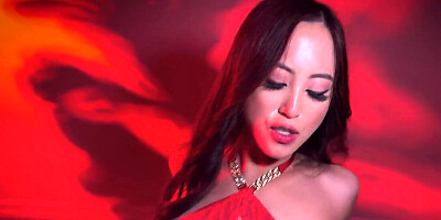 Gorgeous brunette gets screwed on Valentine's Day too