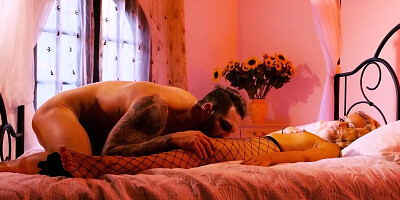 MILF with pretty face tries fucking by the tattooed man in bed