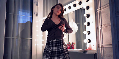 Mila Azul - Sketching