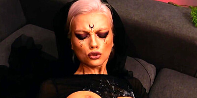 Anal fucking for a blonde witch with a tanned body