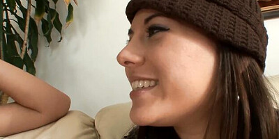 Modest Shyla Jennings and Cherie Deville - lesbain sex - Total Lesbian