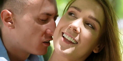 Twisted babe enjoys a quick picnic fuck with hot anal