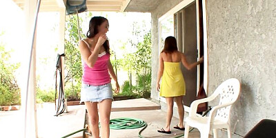 Watch erotic Khloe Kush's dirt