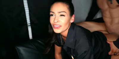 Latina bombshell can't wait to get off with a hung dude