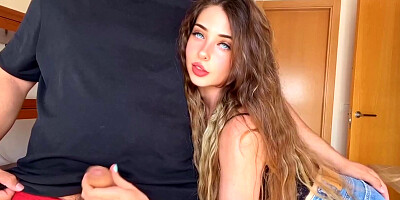 Stepdaughter helps me finish cumming, she has a perfect body to be fucked, I still can't believe I fucked this girl