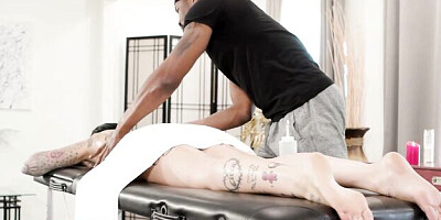 Isiah and Leigh's spooning xxx