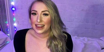 PAWG blonde bimbo Harley Jade taking on an erect dong