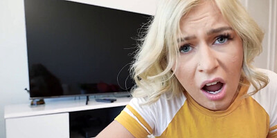 Minxx uses all her holes to massage Nicky's hard cock