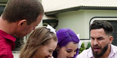 Stepdaughter screwing crew getting fucked in a foursome