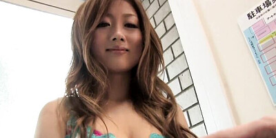 Watch stunner tomato's clip