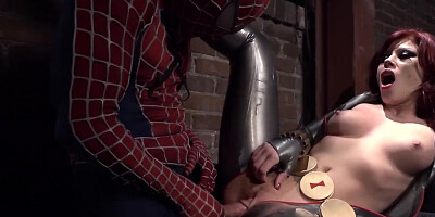 Xander Corvus is banging Brooklyn Lee at cosplay party