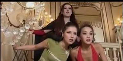 Krystal de Boor in Le Palais Des Phantasmes