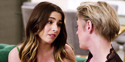 Chanel's hot blonde dirt