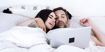 Lusty Suttin and Donnie Rock's straight hair smut