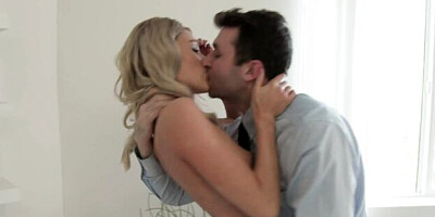 Watch provocative James Deen and Emma Hix's clip