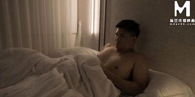 Li's big ass scene