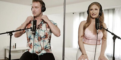 Real female orgasm smut with squeaky Van Wylde and Skylar Snow from Bellesa Films