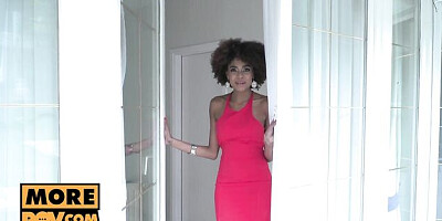 Beauty Luna Corazon at itspov action