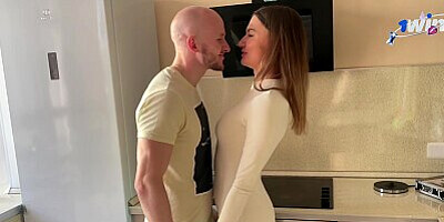 Fucked a Russian model hard and came in her pussy - Daria Sparkles
