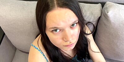 My girlfriend tried to break up with me. I had to fuck her hard.