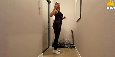 The whore told her cuckold that she went for a run, and she fucks in the entrance with her lover