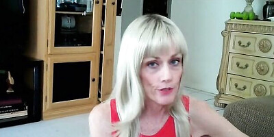 Watch pin-up girlie's dirt