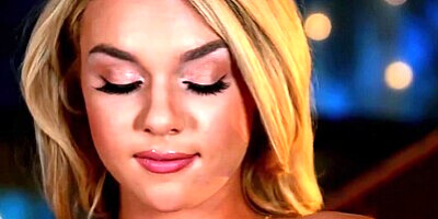 Busty natural pornstar Gabbie Carter masturbates by piano