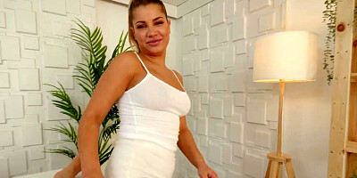 Angel Rivas wants assfucking and to get stretched too