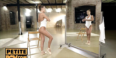 Eveline Dellai's cowgirl sex by Petite POV