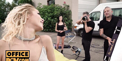 Cherry's cherry kiss action