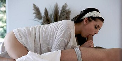 ADULT TIME - Horny Wife Sherill Collins NEEDS To Taste Her Husband's Morning Wood! Real Romantic Sex