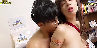 Hot Asian Massager With Sexy Dress Have Sex With Big Cock And Squirting