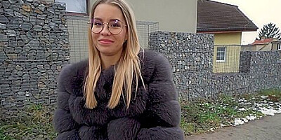 Lucky Bee And Erik Everhard In Voluptuous Hardcore Porn Video