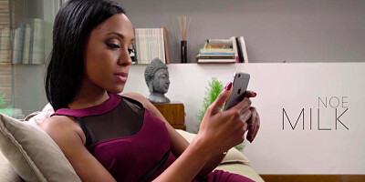 Ebony colleen throws herself at admirers