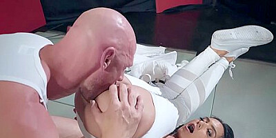 Tia Cyrus And Johnny Sins In Kinky Tart Heart-stopping Xxx