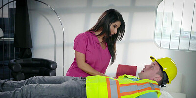 Passionate brunette fucked a construction worker