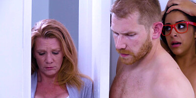 Stepdad fucks the naughty graduate in her slippery cunt