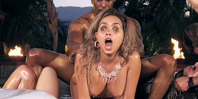 Insane sex orgy organized in XXX show Brazzers House 3
