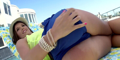 Great looking housewife got nailed