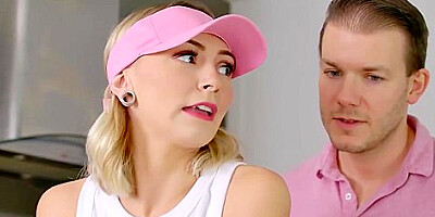 Umm, Why Are You Holding My Tits? Chloe Temple Asks Stepbro