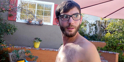 Horny MILF seduced gardener into threesome with her stepdaughter