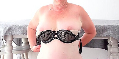Working Out With 51yo Chubby Mature Milf Chantelle