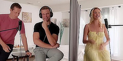 Porn For Her Sex With Awesome And From With Cherry Kiss And Vince Karter