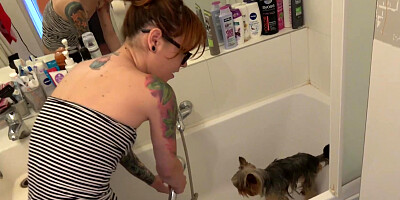 Babe with shaved pussy and POV sex