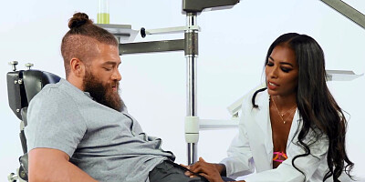 Ebony dentist Natassia Dreams found an approach to the client