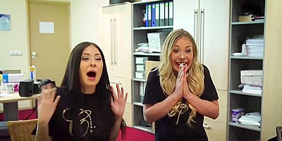 Angie Lynx And Rebecca Volpetti - Sex Hungry And At Ffm In Threesome Clip