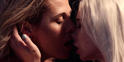 Jayne Woods and Kenzie Reeves make love in the classroom