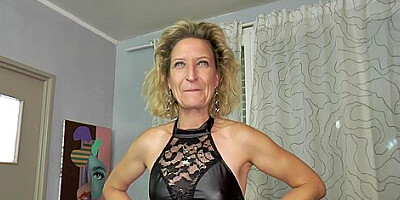 Hardcore Casting For A Slutty Mature Woman