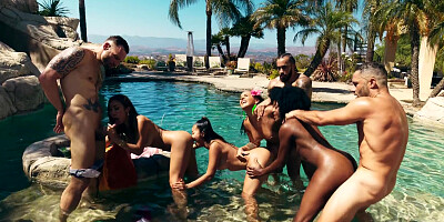 Passionate orgy in the pool