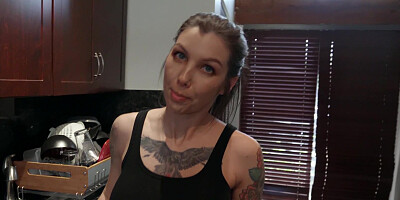 Flexible brunette with tattoos gets screwed in the kitchen